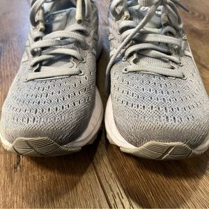 Women's ASICS Gel-Cumulus 22 - Sz7 - EUC